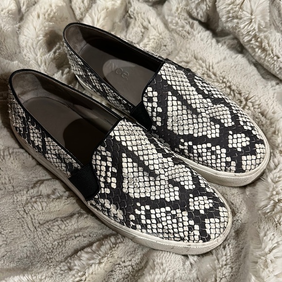 Vince Snake-Effect Leather Blair-5 Sneakers size 8 - Picture 1 of 4